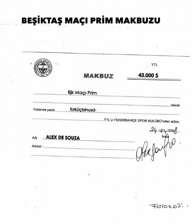Fenerbahçe Alex'in imzalarını paylaştı 5