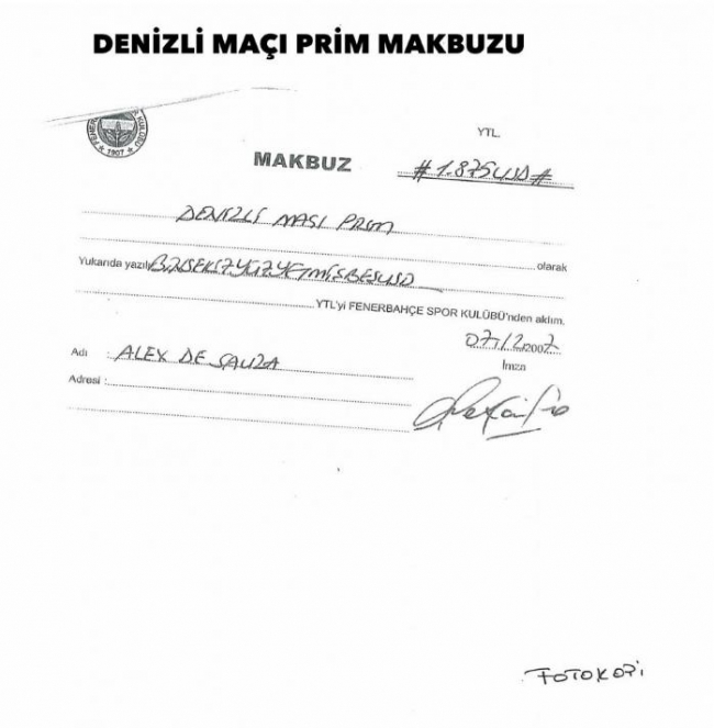Fenerbahçe Alex'in imzalarını paylaştı 10