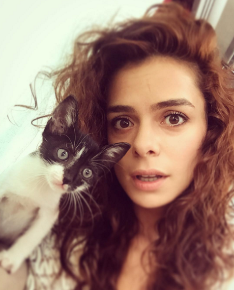 Instagram'da ünlüler: En yakışıklı co-pilot 10