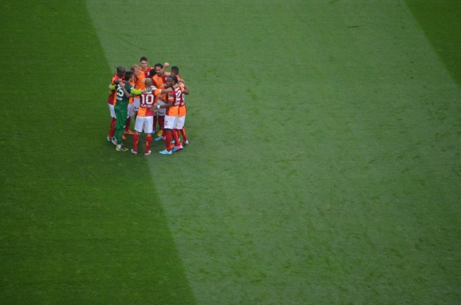 Sporcular karşılaşma öncesi neden baş başa verir? 1