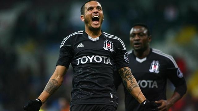 Beşiktaş'ta 4 futbolcunun bileti kesildi 2