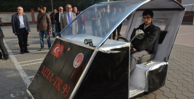 Başörtülüleri eleştiren Melek Baykal çark etti 8