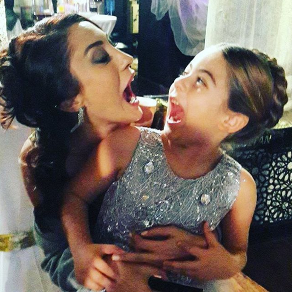 Instagram'da ünlüler: Mehmetçikle fotoğraf! 7