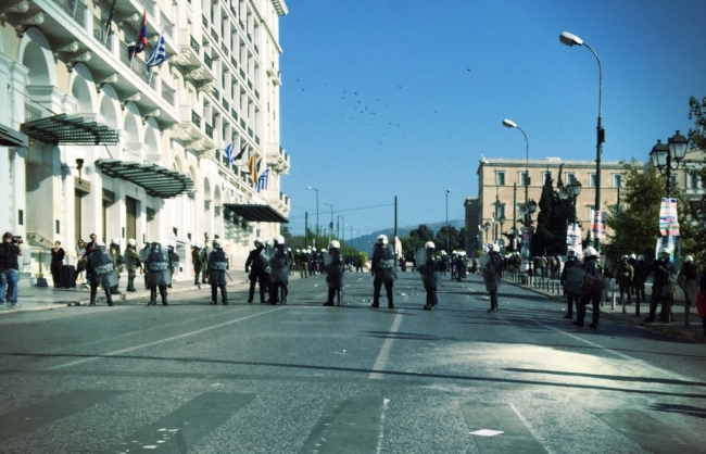 Yunanistan'da genel grev: Atina yanıyor! 4