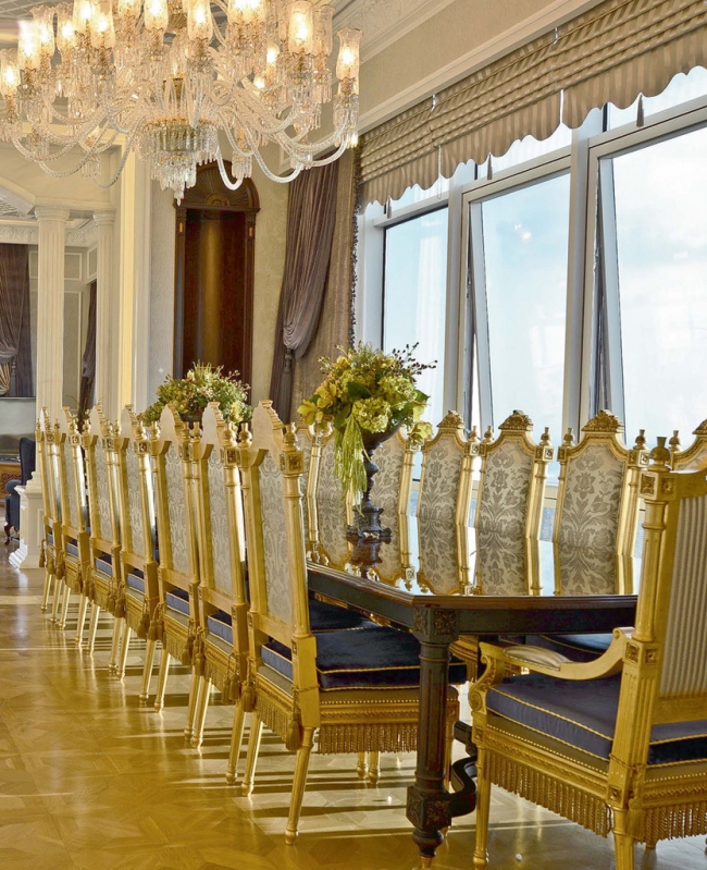 Aliağoğlu’nun hayat arkadaşı Petek Ertüre'nin muhteşem dairesi 2