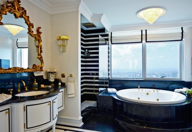 Aliağoğlu’nun hayat arkadaşı Petek Ertüre'nin muhteşem dairesi 8