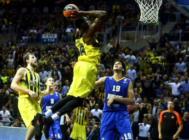 Fenerbahçe Avrupa'da lider oldu 11