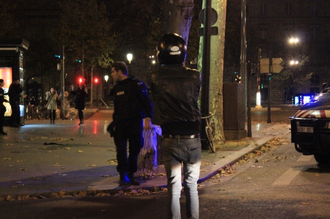 Paris'te eş zamanlı terör saldırılarından ilk kareler 15