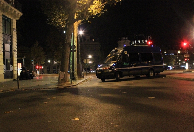 Paris'te bitmeyen gece! 68