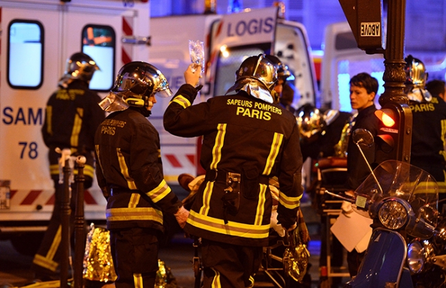 Paris'te bitmeyen gece! 75