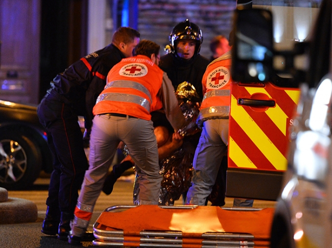 Paris'te bitmeyen gece! 26