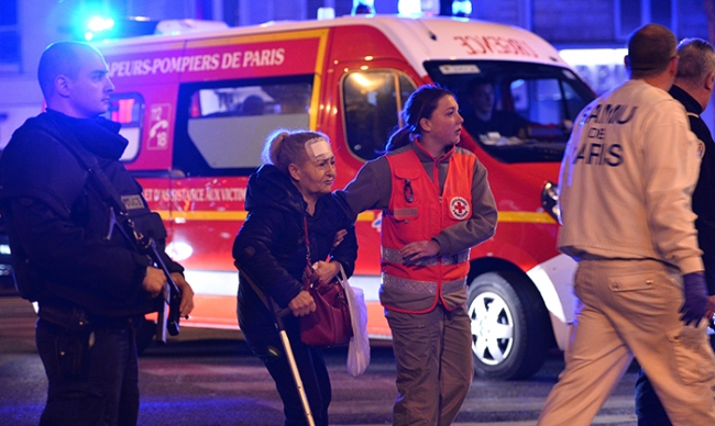 Paris'te bitmeyen gece! 28