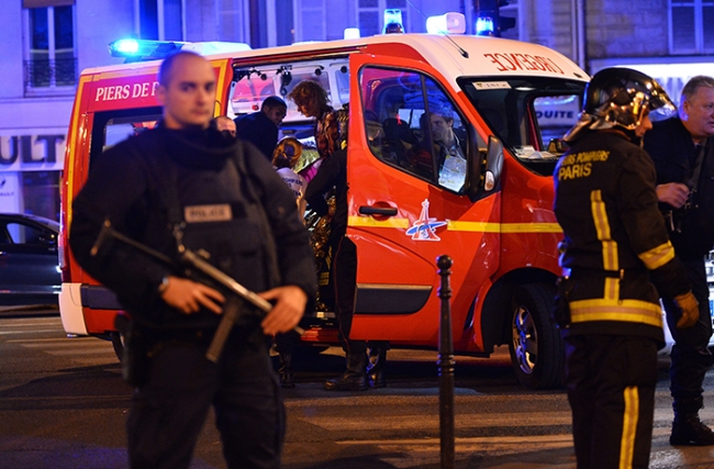 Paris'te bitmeyen gece! 29