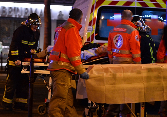 Paris'te bitmeyen gece! 31