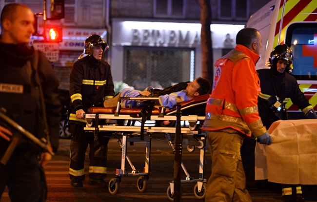 Paris'te bitmeyen gece! 32