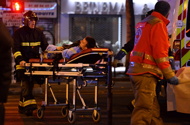 Paris'te bitmeyen gece! 33