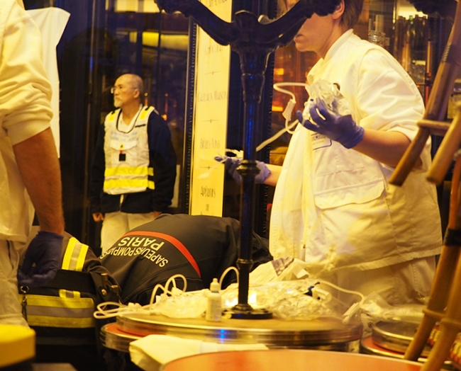 Paris'te bitmeyen gece! 13