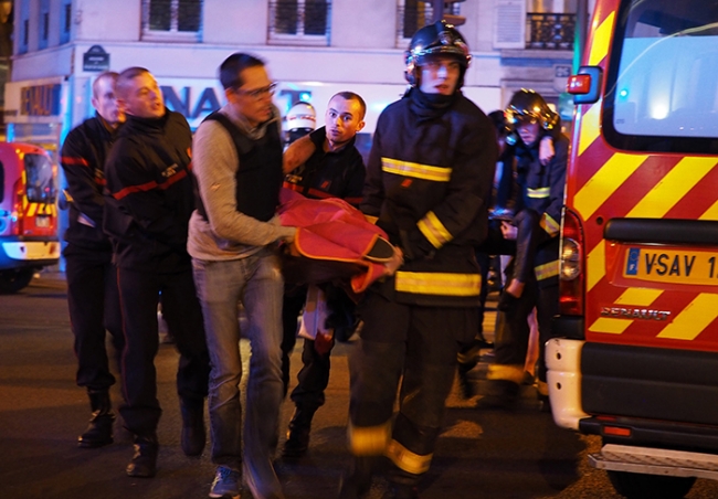 Paris'te bitmeyen gece! 15