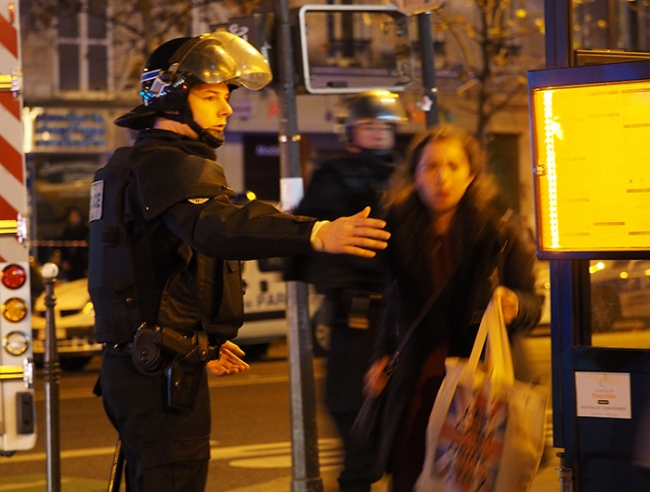 Paris'te bitmeyen gece! 17