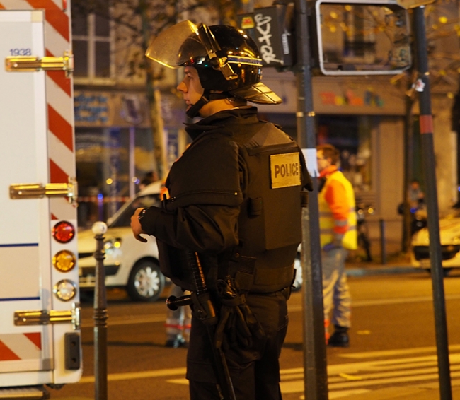 Paris'te bitmeyen gece! 19