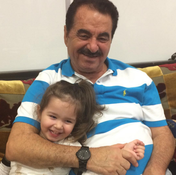 Instagram'da ünlüler: Şahan Gökbakar'dan Cem Yılmaz'a zeytin dalı! 4