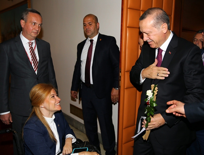 Meclis'te yeni dönem böyle başladı 11