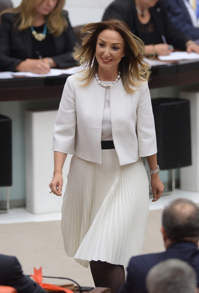 Meclis'te yeni dönem böyle başladı 22