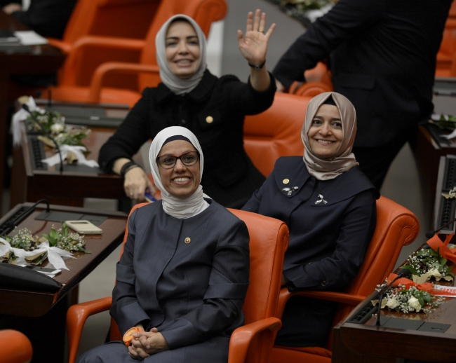 Mecliste moda rüzgarı 9