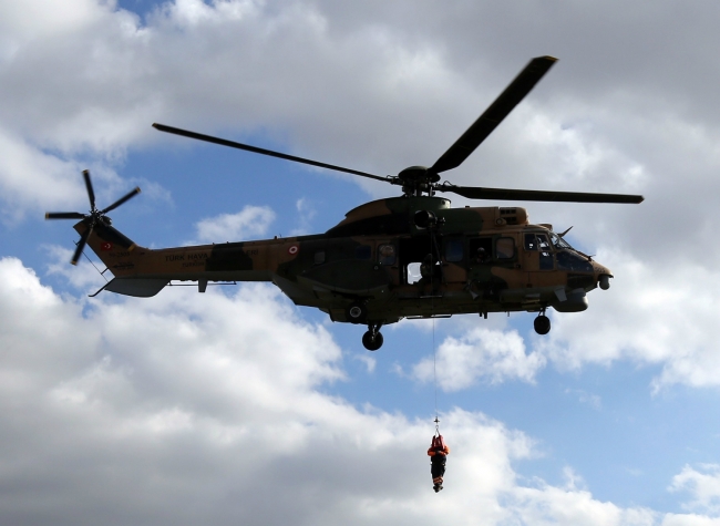 Muhabirler savaşa hazırlandı 7