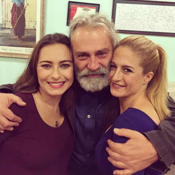 Instagram'da ünlüler: Ayça Bingöl sahneye doğum arası verdi 1