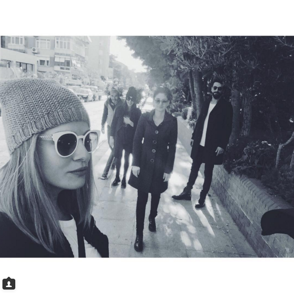 Instagram'da ünlüler: Ayça Bingöl sahneye doğum arası verdi 12