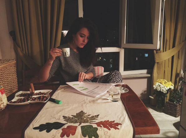 Instagram'da ünlüler: Esra Erol doğum için saatleri sayıyor 5