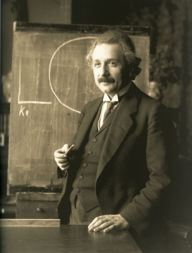 Einstein neden dil çıkarıyor? 7