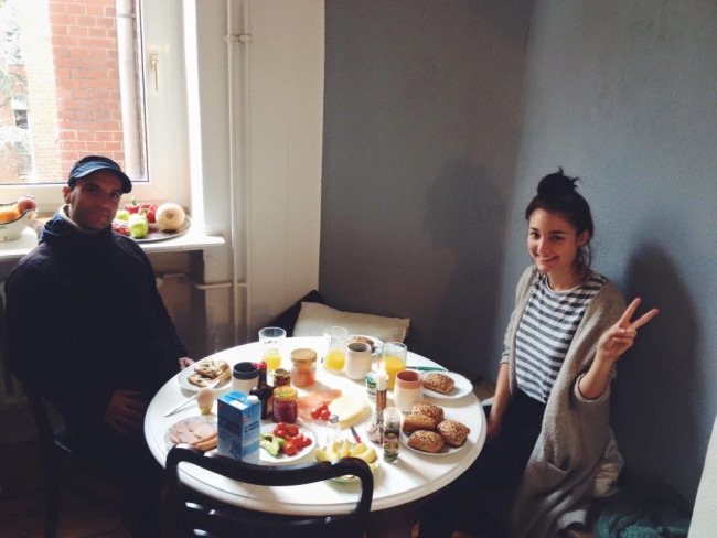 Suriyeli mülteci, evsiz Almanları doyuruyor 5