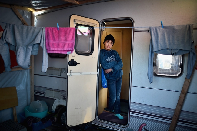 Fransa'da sığınmacılara havuz yasağı 10