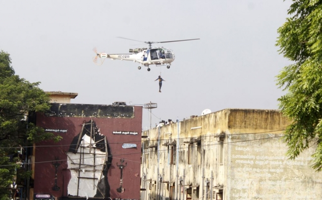 Hindistan'da sel faciası: 300 ölü 1