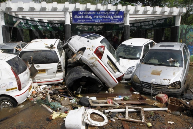 Hindistan'da sel faciası: 300 ölü 7