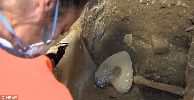 Orta Çağ'dan kalma mumyalanmış kalpler 8