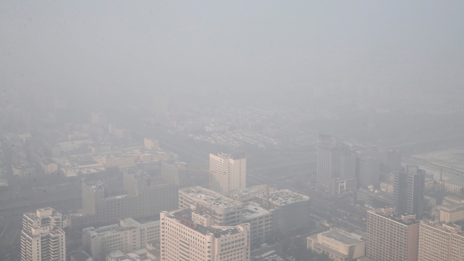 Çin'de hava kirliliği nedeniyle 'kırmızı alarm' verildi 9