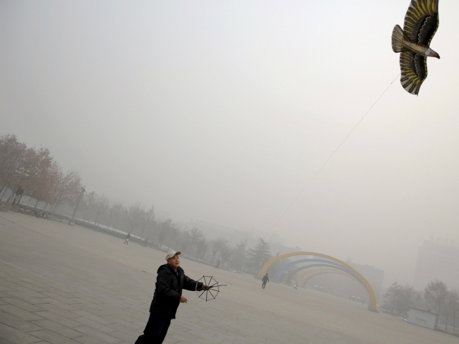 Çin'de hava kirliliği nedeniyle 'kırmızı alarm' verildi 10