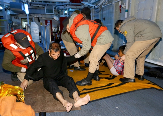 Soğuk ve karanlıkta can pazarı 12