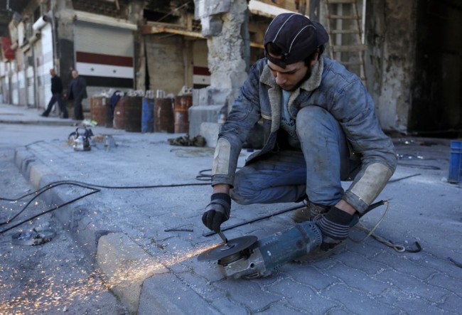 Muhalifler Humus'tan çekiliyor 4