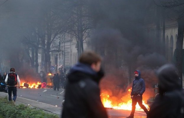 Almanya'da ırkçılara karşı büyük gösteri! 3