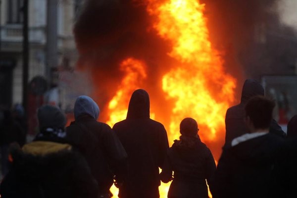 Almanya'da ırkçılara karşı büyük gösteri! 5