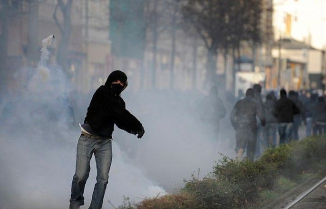 Almanya'da ırkçılara karşı büyük gösteri! 7