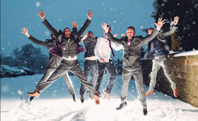 Beyazlar içinde dünya evine girdiler 7