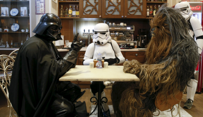 Darth Vader'ı hiç böyle görmediniz 14