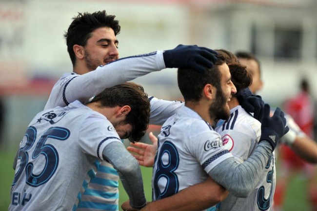 İmam maçı camiden izledi 20