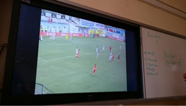 İmam maçı camiden izledi 2