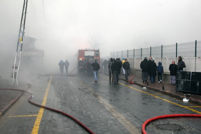 Ankara Osmanlı Halk Pazarı'nda yangın 14